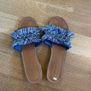 Fringe slides